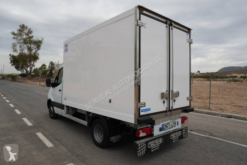 Véhicule utilitaire Mercedes