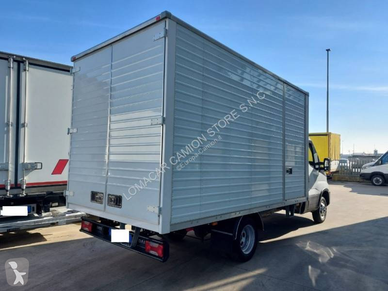 Furgoneta Iveco