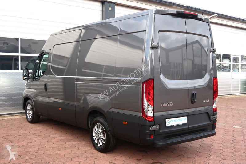 Bedrijfswagen Iveco 35S18HV 3.0 35 L2H2 BPM...