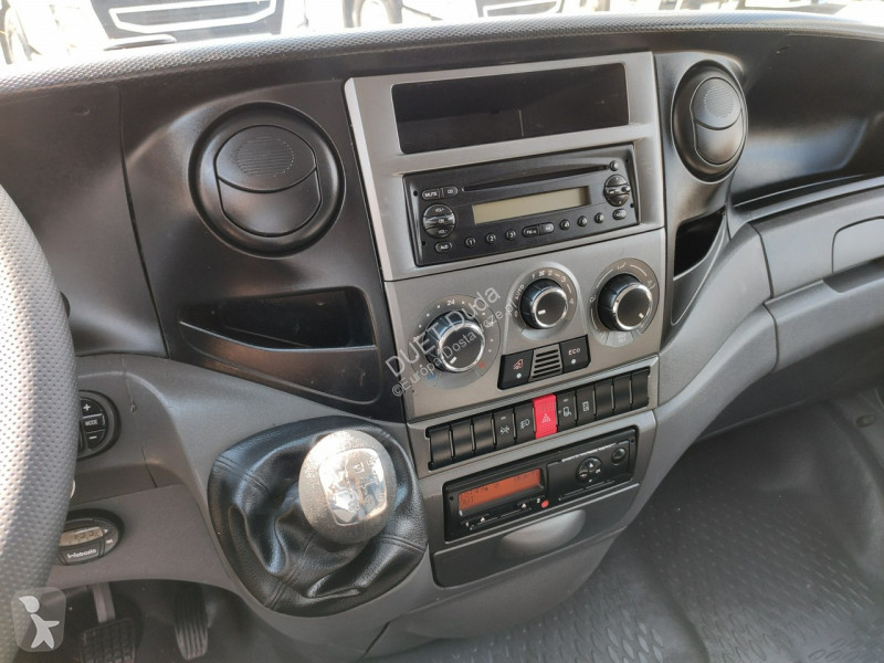 Furgoneta Iveco 70C18 V H