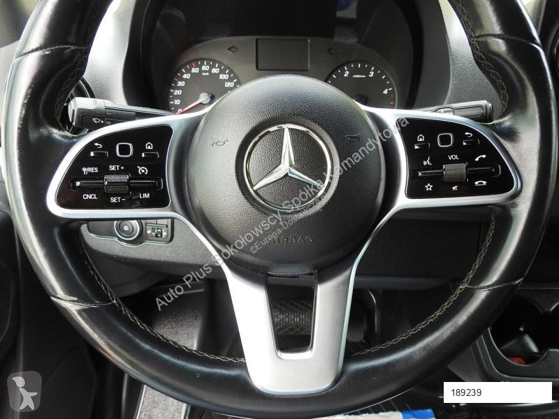 Véhicule utilitaire Mercedes SPRINTER FURGON...