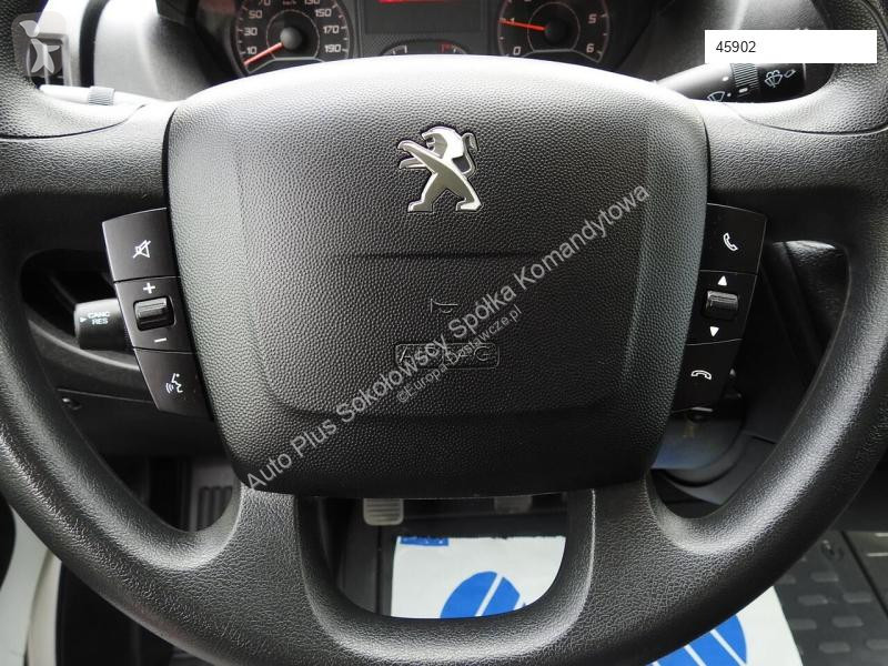 Autoutilitară Peugeot BOXER FURGON CHŁODNIA...