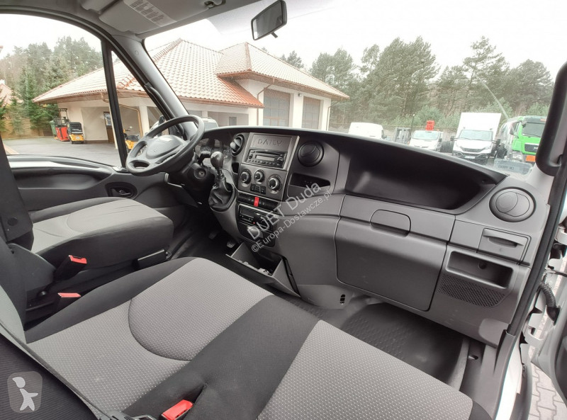 Furgoneta Iveco 70C18 V H
