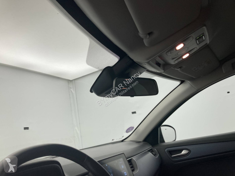 Autoutilitară Renault Arkana mild hybrid 140...