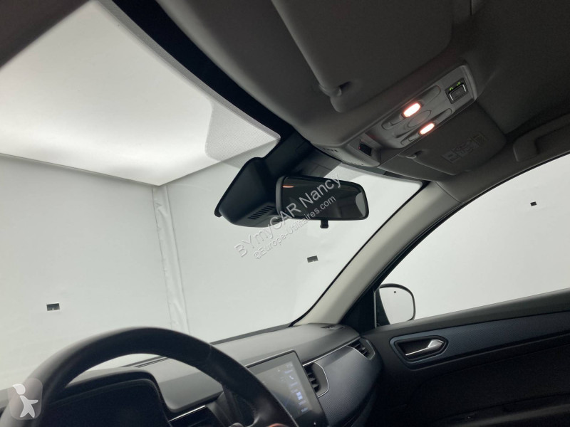 Autoutilitară Renault Arkana mild hybrid 140...