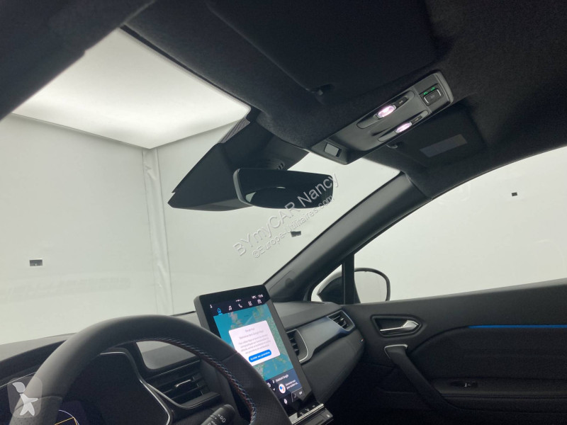 Veicolo commerciale Renault Captur E-Tech full...