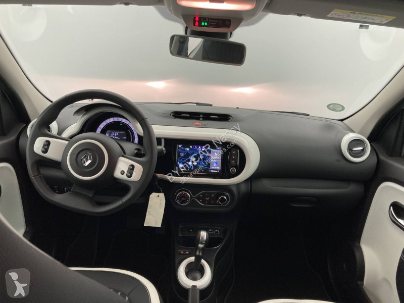Autoutilitară Renault Twingo III E-Tech