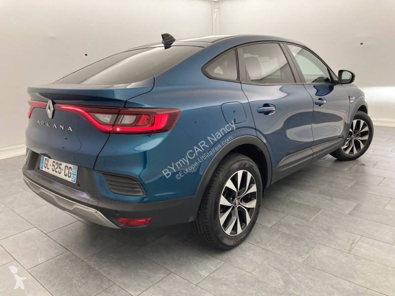 Autoutilitară Renault Arkana mild hybrid 140...