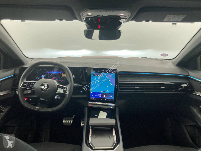 Veicolo commerciale Renault Austral E-Tech...