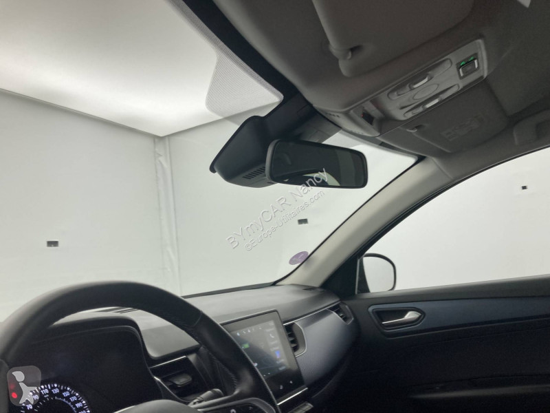Autoutilitară Renault Arkana mild hybrid 140...