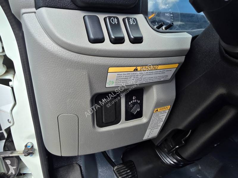 Véhicule utilitaire Mitsubishi Fuso