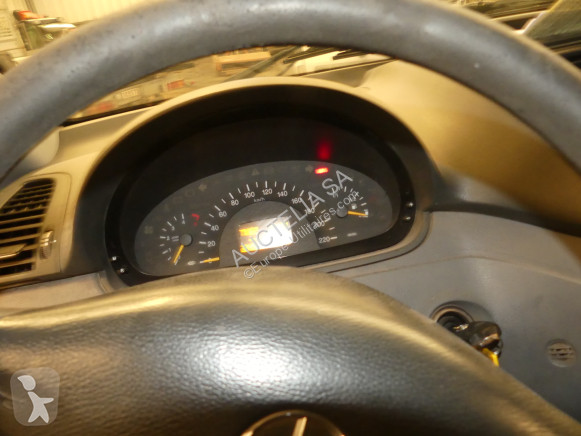 Véhicule utilitaire Mercedes 111 CDI