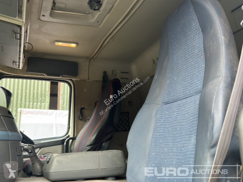 Autoutilitară Volvo FM400