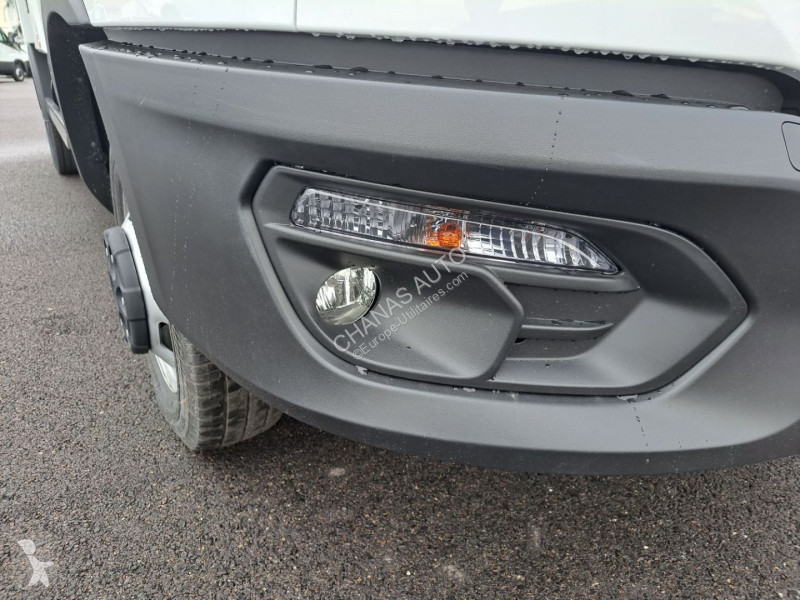 Autoutilitară Iveco 35C18 180CV 3L ACIER JPM...