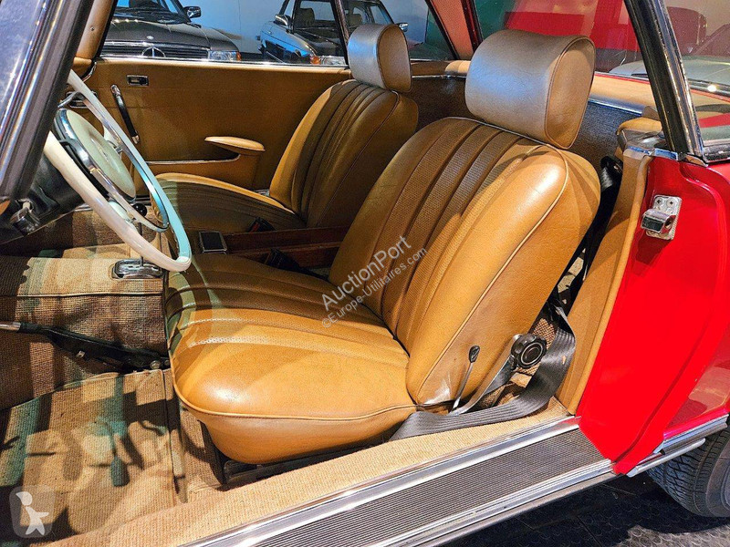 Furgoneta Mercedes SL 'Pagode' 200-serie
