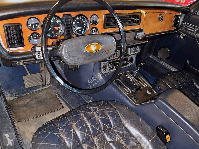 Véhicule utilitaire Jaguar (series II) 4.2...