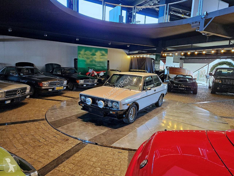 Autoutilitară Fiat Racing 131
