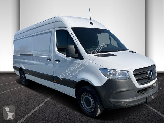 Užitkové vozidlo Mercedes 317...