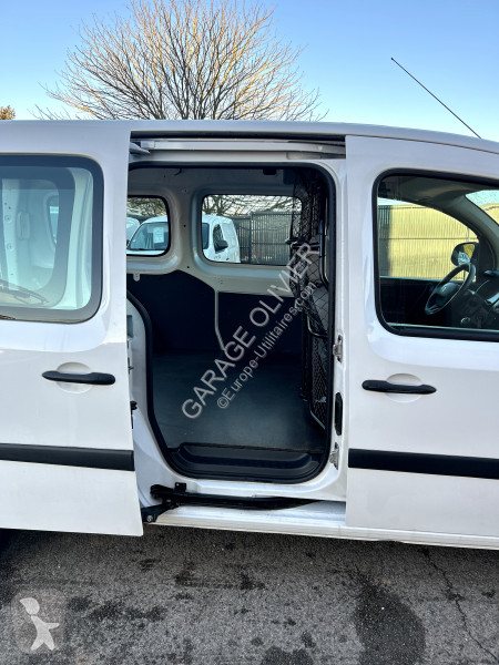 Véhicule utilitaire Renault Maxi Grand Volume...