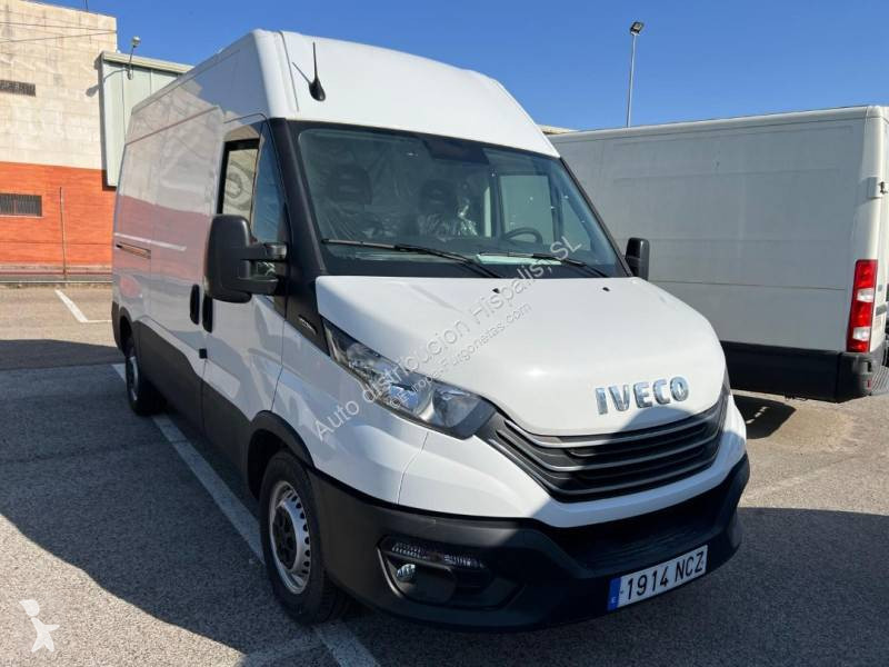 Furgoneta Iveco 35S16