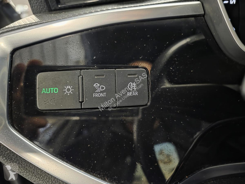 Samochód dostawczy Audi Q3 1.4 45 TFSI e - 245...