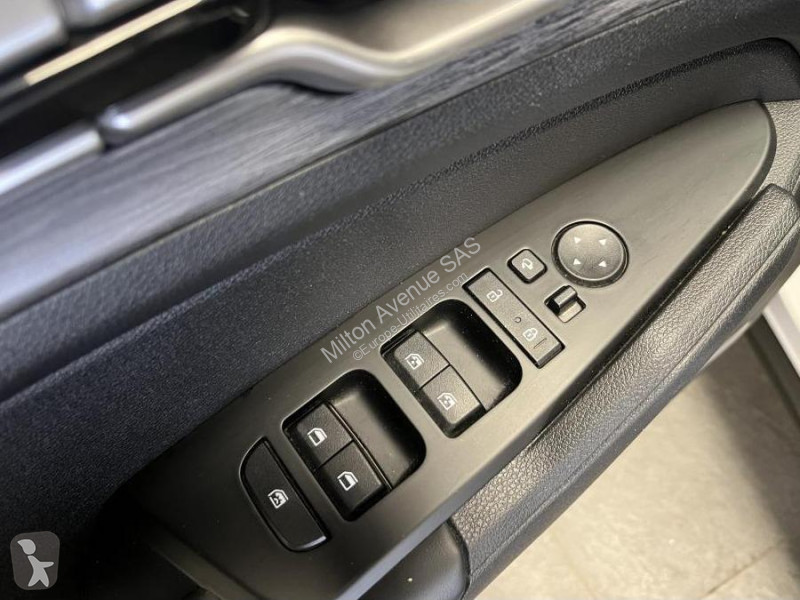 Samochód dostawczy KIA SPORTAGE 1.6 T-GDi MHEV...