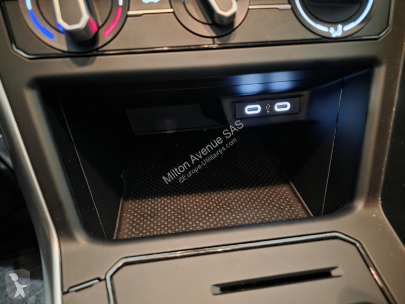 عربة نفعية Volkswagen POLO 1.0 TSI - 95 - BV...