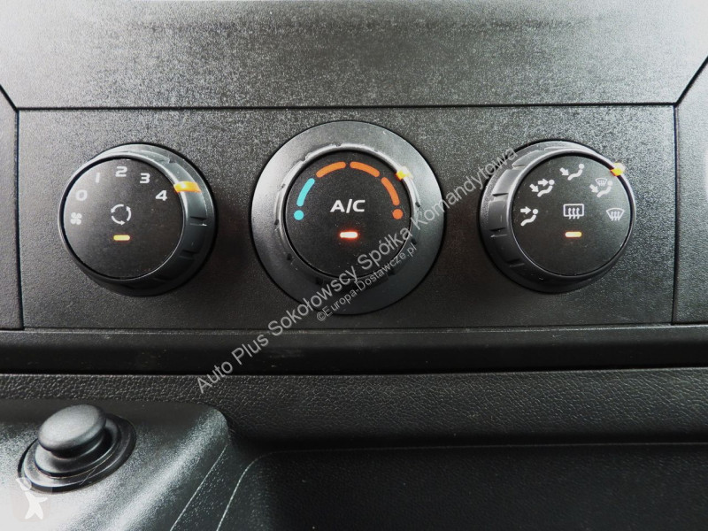Samochód dostawczy Renault  MASTER