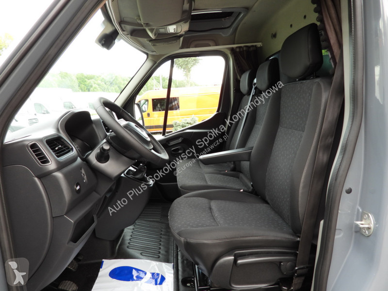 Лекотоварен автомобил Opel  MOVANO