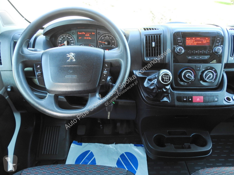 Samochód dostawczy Peugeot  BOXER