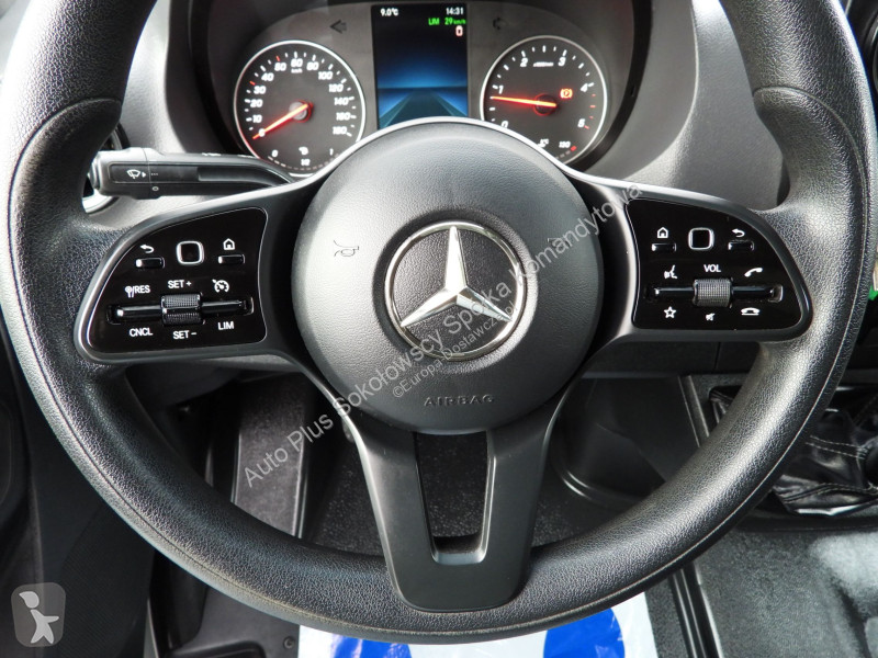 Samochód dostawczy Mercedes 23ASTER