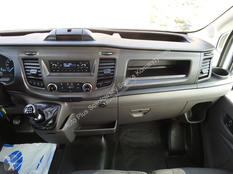 Samochód dostawczy Ford  TRANSIT
