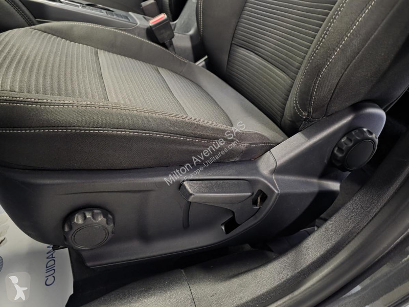 Samochód dostawczy Ford KUGA 1.5 EcoBlue - 120...