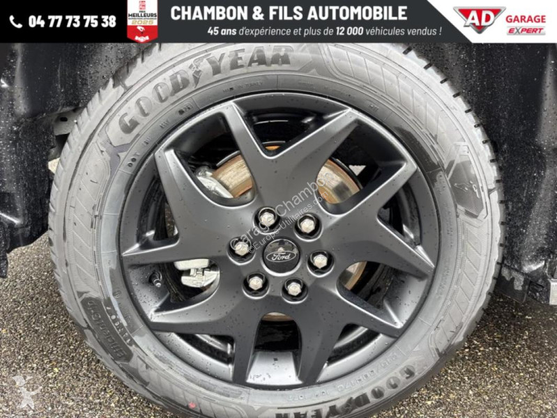 Véhicule utilitaire Ford FOURGON 320 L1H1 2.0...