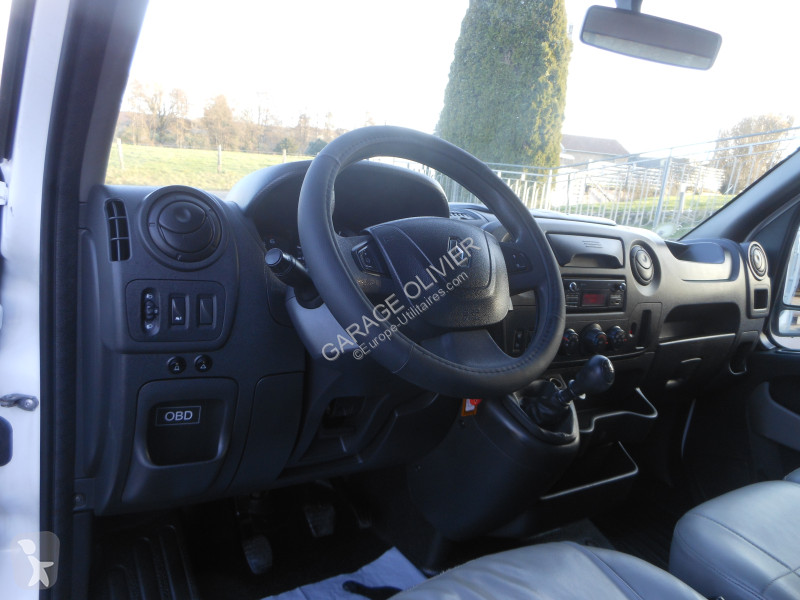 Véhicule utilitaire Renault Châssis Cabine...