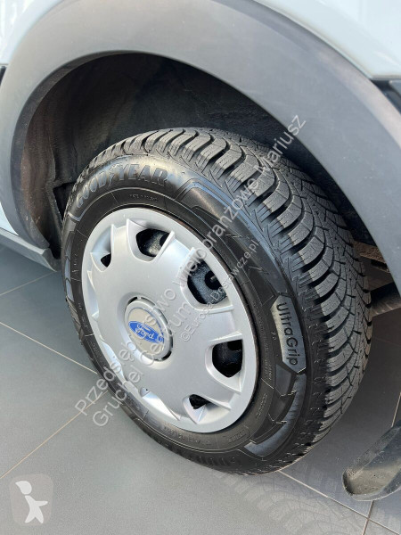 Лекотоварен автомобил Ford Transit 2.2 / 1...