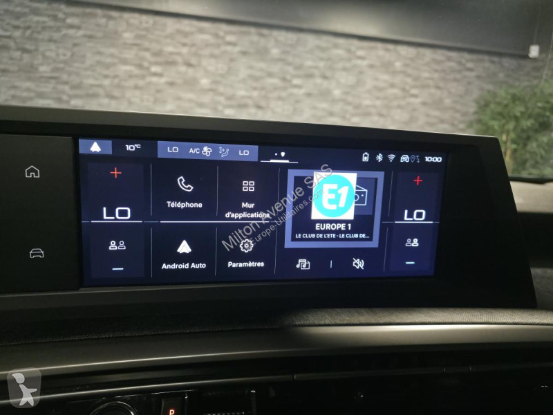 عربة نفعية Peugeot 5008 1.2i Hybrid -136 - BV...