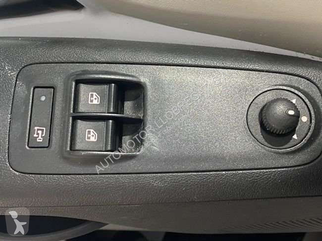 عربة نفعية Opel