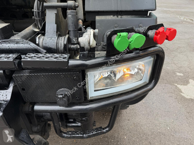 عربة نفعية Unimog   U400...