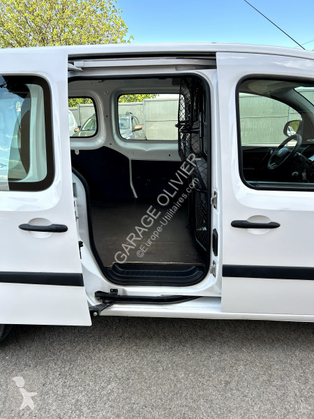 Véhicule utilitaire Renault Maxi Grand Volume...