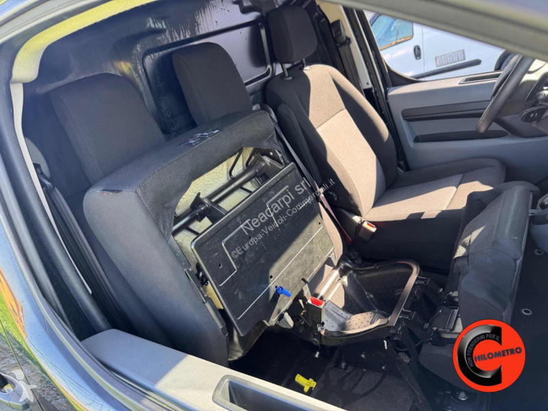 عربة نفعية Opel