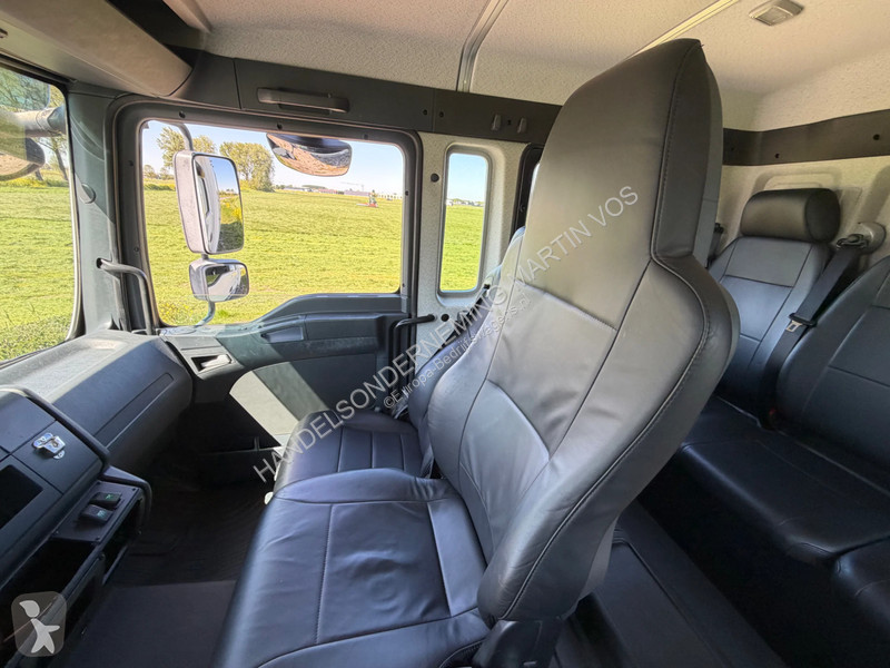 عربة نفعية MAN TGL 12.180 PAARDENWAGEN. TGL 12.180