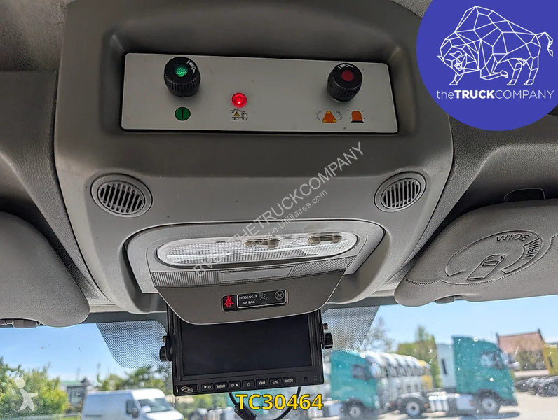 Samochód dostawczy Renault 145.35 nacelle klubb