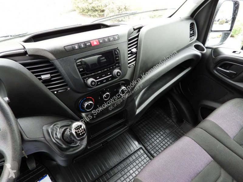 Samochód dostawczy Iveco 35C16 DAILY