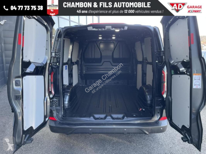 عربة نفعية Ford FOURGON 320 L1H1 2.0 ECOBLUE...