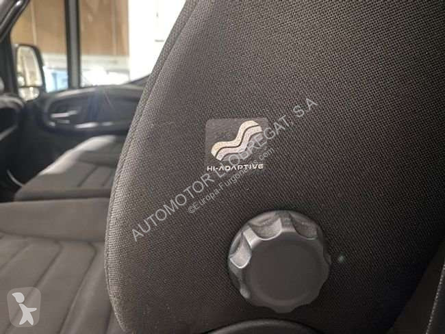 Furgoneta Iveco