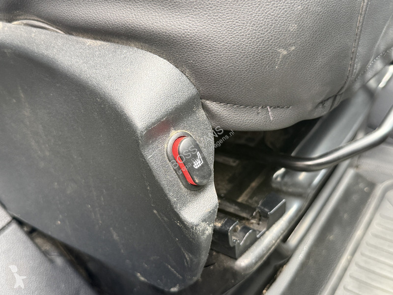 Véhicule utilitaire Ford 2.0 TDCI 130PK L2H2...