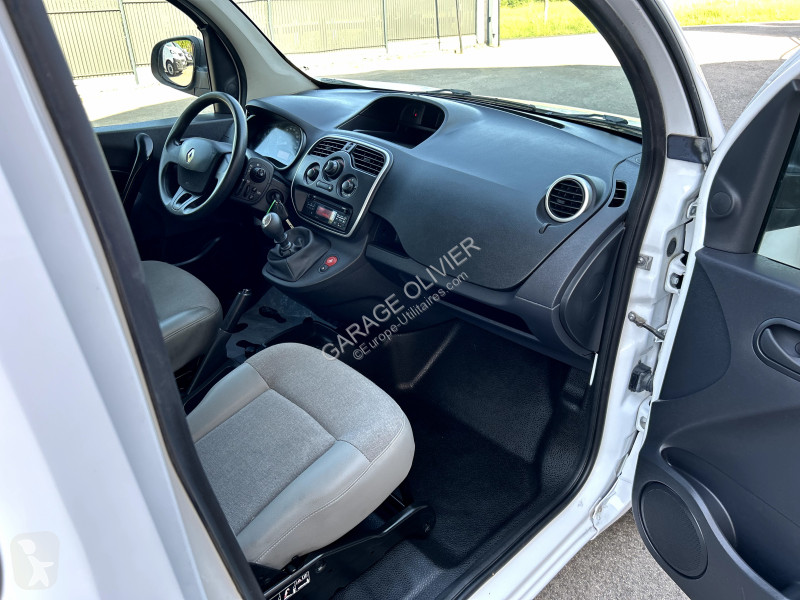 Véhicule utilitaire Renault Maxi Grand Volume...