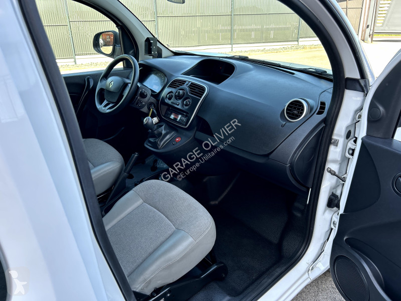 عربة نفعية Renault Maxi Grand Volume 1.5 Blue...