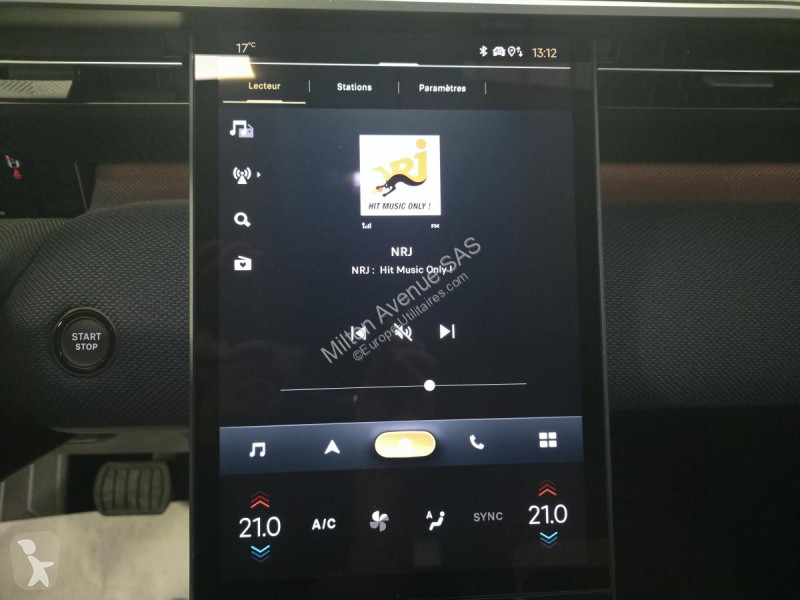 Véhicule utilitaire Citroën C5 AIRCROSS 1.2i...